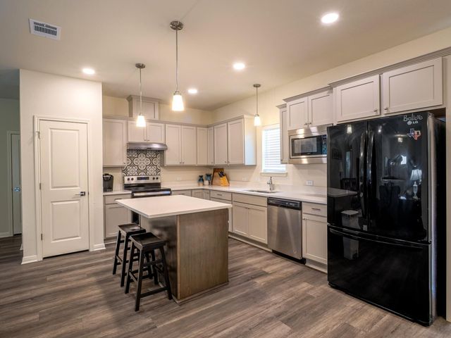 3625 Sagebrush TRL, Kingsland, TX 78639