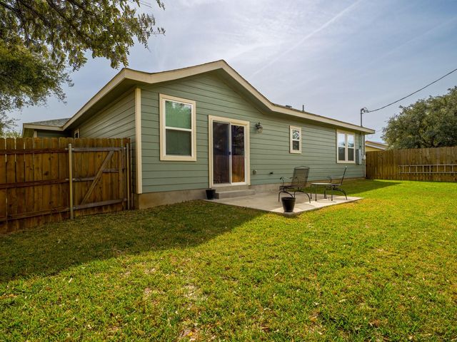 3625 Sagebrush TRL, Kingsland, TX 78639