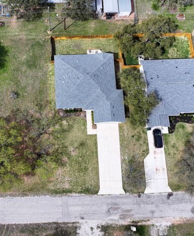 3625 Sagebrush TRL, Kingsland, TX 78639