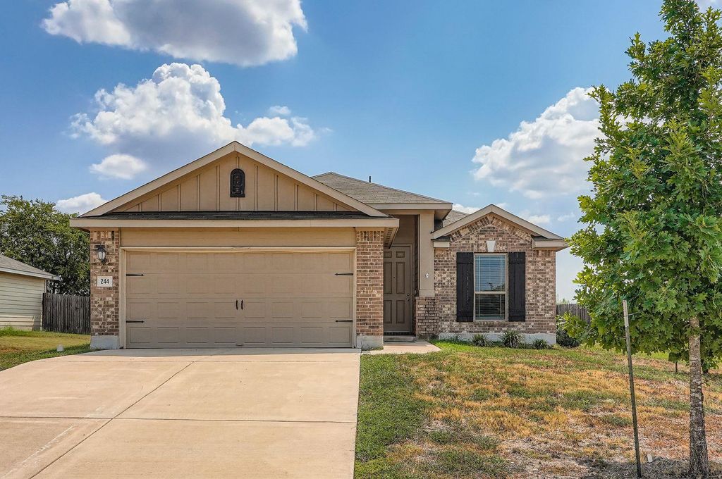 244 Forrest Moon LN, Kyle, TX 78640