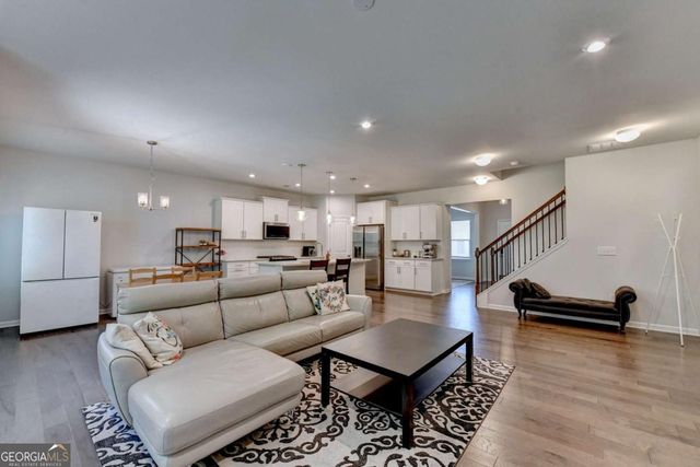 5477 Fountain Head Lane, Auburn, GA 30011