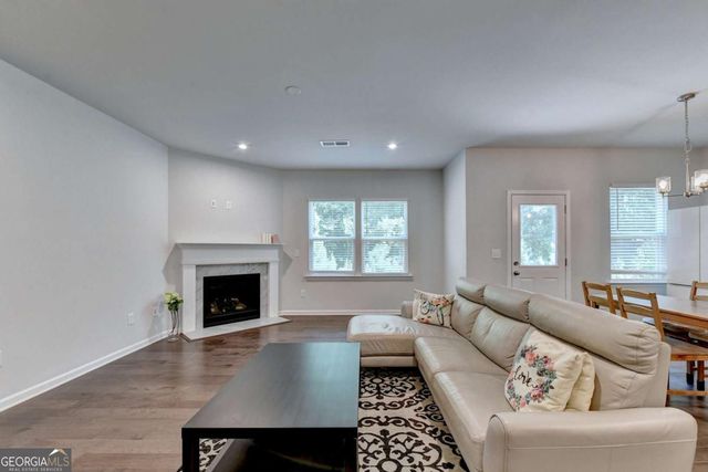5477 Fountain Head Lane, Auburn, GA 30011