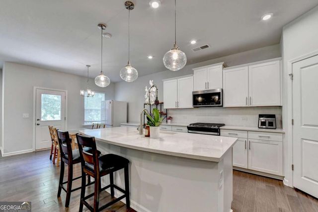 5477 Fountain Head Lane, Auburn, GA 30011