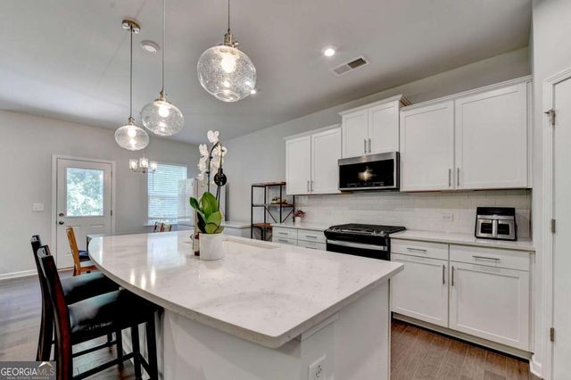 5477 Fountain Head Lane, Auburn, GA 30011
