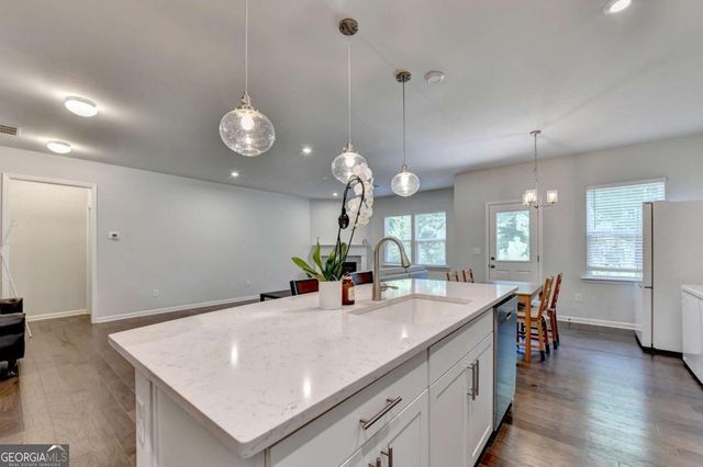 5477 Fountain Head Lane, Auburn, GA 30011