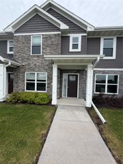 2237 Saint Andrews Drive, North Liberty, IA 52317