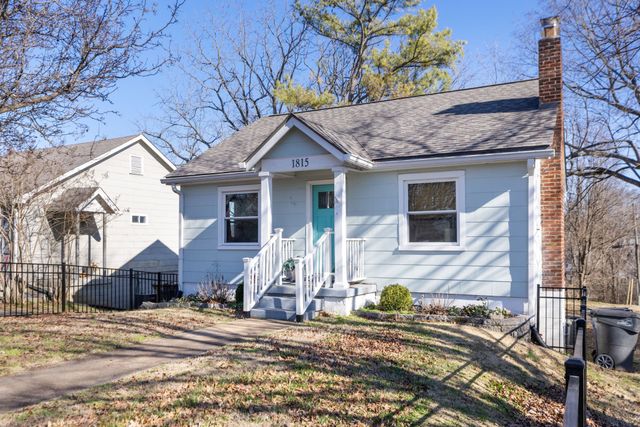 1815 Dimple Ct, Columbia, TN 38401