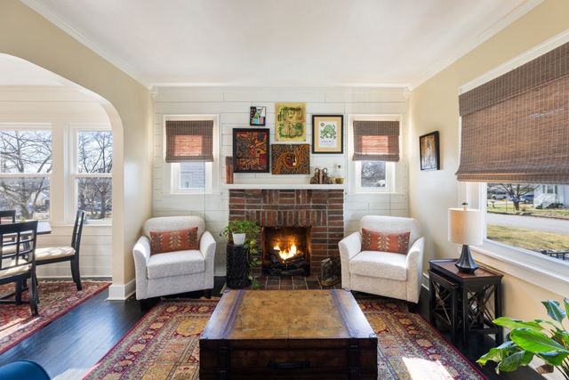 1815 Dimple Ct, Columbia, TN 38401