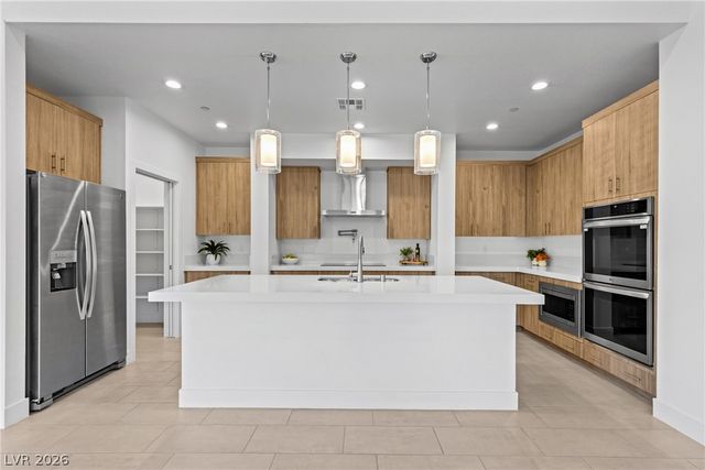 625 Robin Lane, Henderson, NV 89015