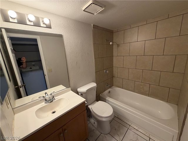 3417 Civic Center F, North Las Vegas, NV 89030