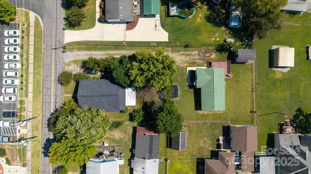 408 E Catawba Avenue, Mount Holly, NC 28120