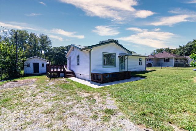 408 E Catawba Avenue, Mount Holly, NC 28120