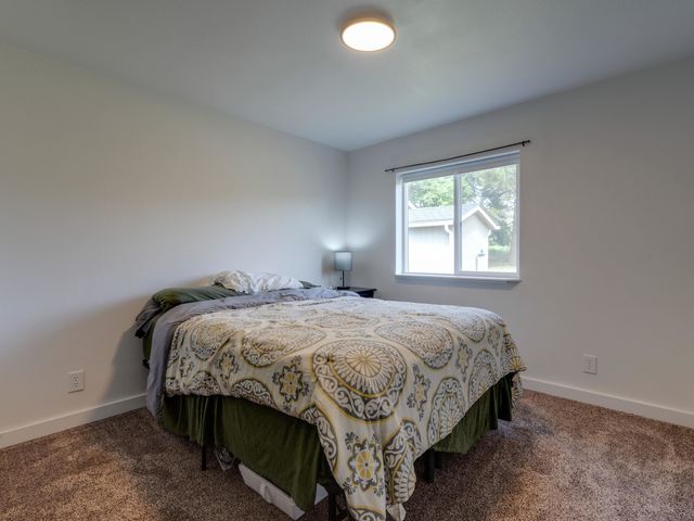 32917 S Williams Ave, Cheney, WA 99004