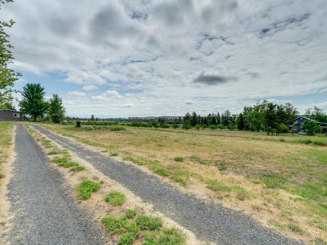 32917 S Williams Ave, Cheney, WA 99004