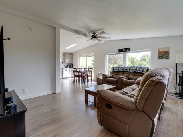 32917 S Williams Ave, Cheney, WA 99004