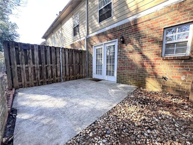 112 Summer Place, Norcross, GA 30071