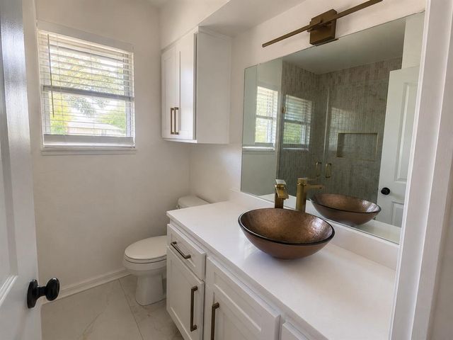 2836 SW 77th Street, Oklahoma City, OK 73159