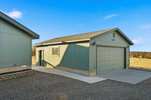 3250 NW Ice Avenue, Terrebonne, OR 97760