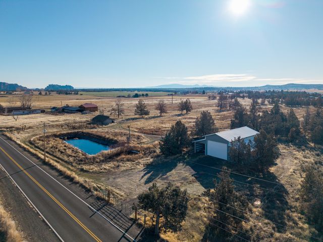 3250 NW Ice Avenue, Terrebonne, OR 97760