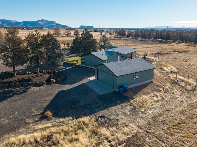 3250 NW Ice Avenue, Terrebonne, OR 97760