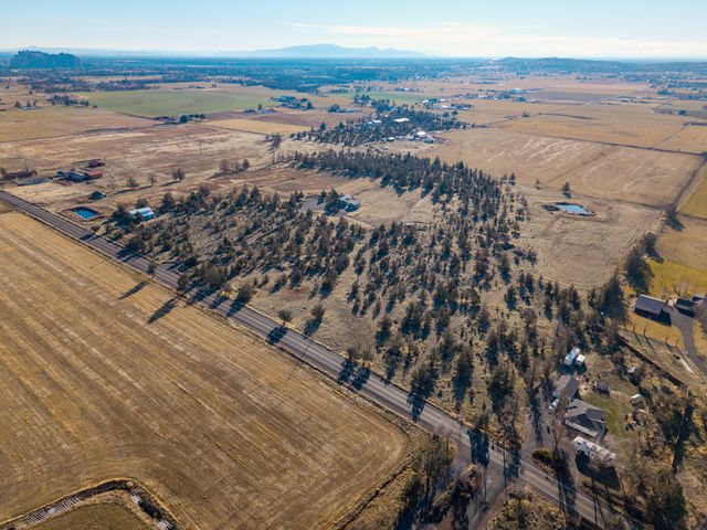 3250 NW Ice Avenue, Terrebonne, OR 97760