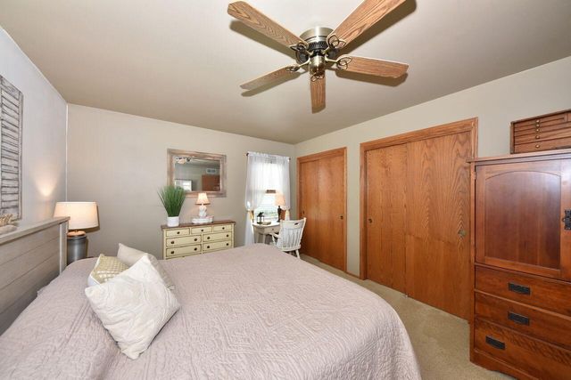 W154N7712 Pheasant LANE, Menomonee Falls, WI 53051