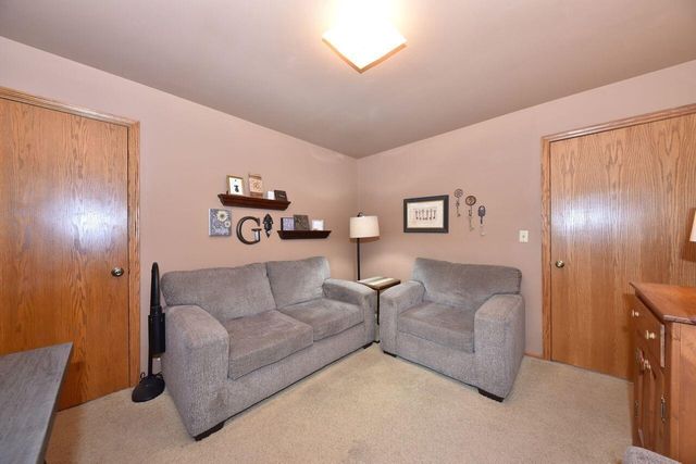 W154N7712 Pheasant LANE, Menomonee Falls, WI 53051