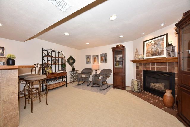 W154N7712 Pheasant LANE, Menomonee Falls, WI 53051