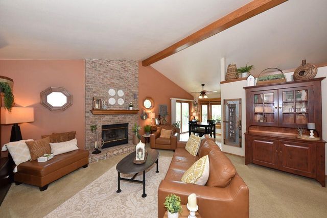 W154N7712 Pheasant LANE, Menomonee Falls, WI 53051