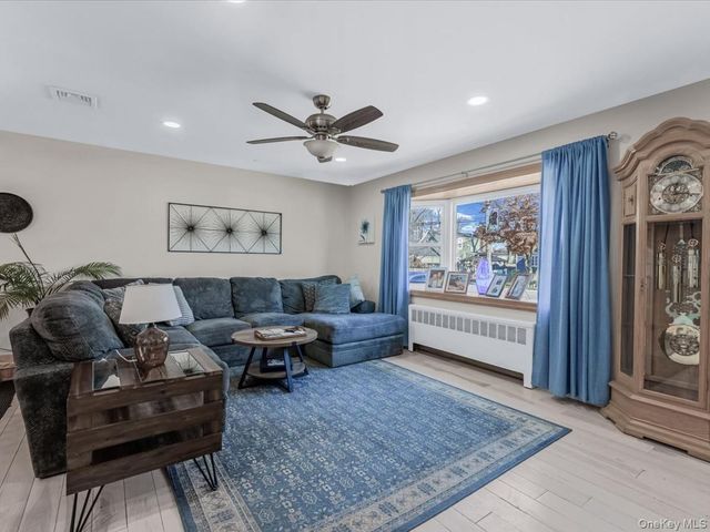 68 Kenwood Avenue, Massapequa, NY 11758