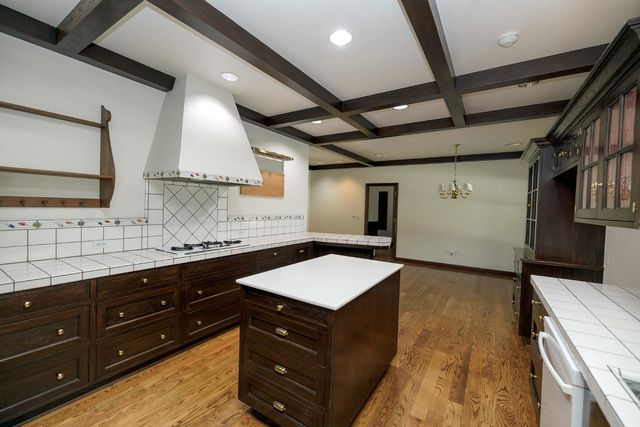 2218 E Tuolumne Rd, Turlock, CA 95380