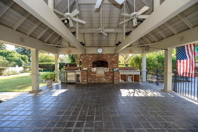 2218 E Tuolumne Rd, Turlock, CA 95380