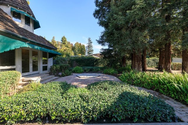 2218 E Tuolumne Rd, Turlock, CA 95380