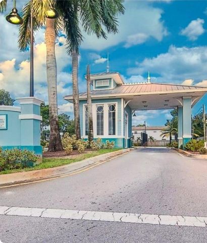 5300 NW 18th Street 4, Lauderhill, FL 33313