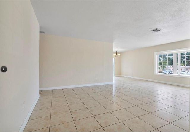 5300 NW 18th Street 4, Lauderhill, FL 33313