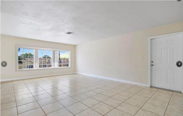 5300 NW 18th Street 4, Lauderhill, FL 33313