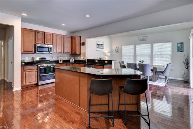 5508 Burlington LN, Williamsburg, VA 23188