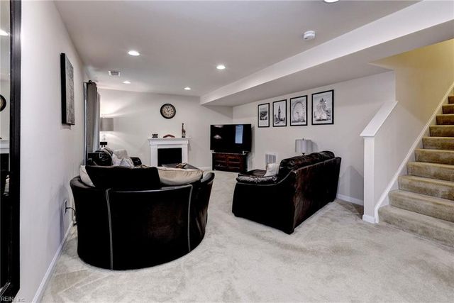 5508 Burlington LN, Williamsburg, VA 23188