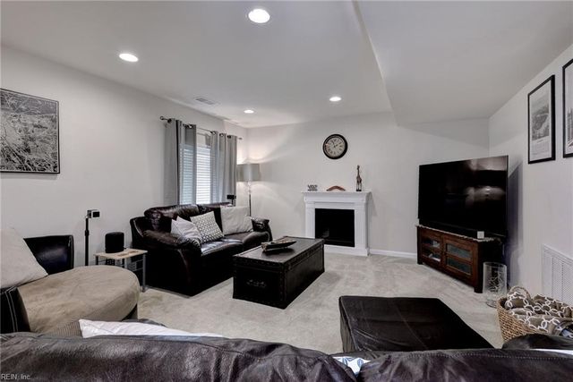 5508 Burlington LN, Williamsburg, VA 23188