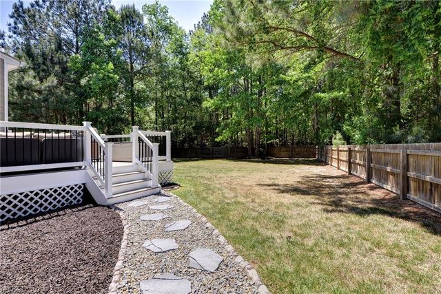 5508 Burlington LN, Williamsburg, VA 23188
