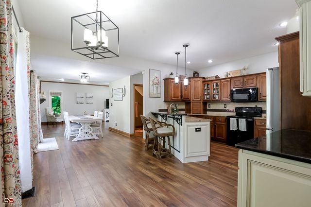 1159 Paris Drive, Franklin, IN 46131