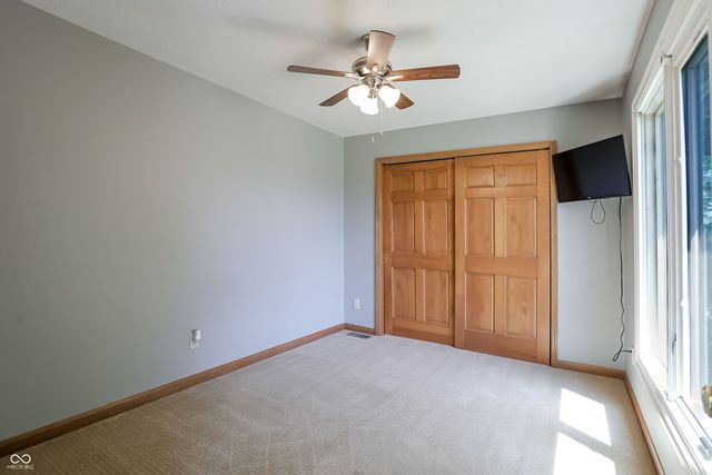 1159 Paris Drive, Franklin, IN 46131
