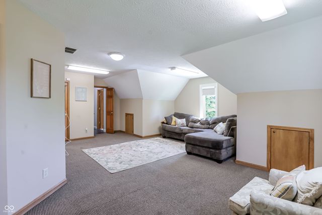 1159 Paris Drive, Franklin, IN 46131