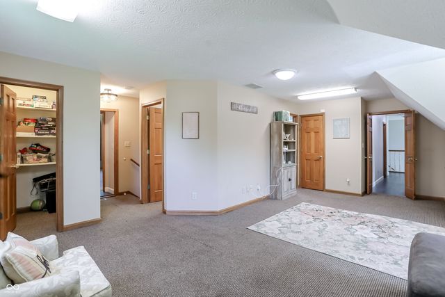 1159 Paris Drive, Franklin, IN 46131