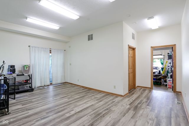 1159 Paris Drive, Franklin, IN 46131