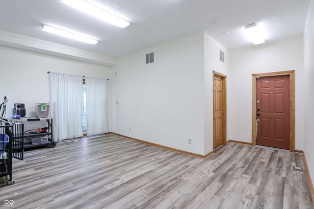 1159 Paris Drive, Franklin, IN 46131