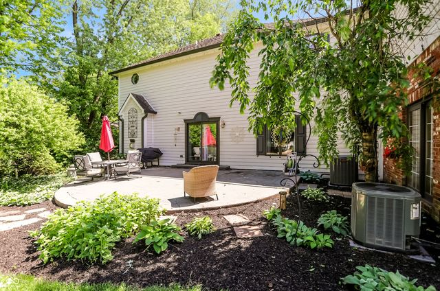 1159 Paris Drive, Franklin, IN 46131