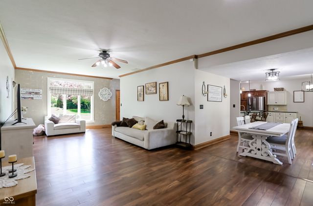 1159 Paris Drive, Franklin, IN 46131