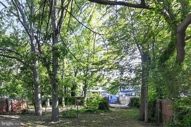 422 IRELAND AVE, Millville, NJ 08332