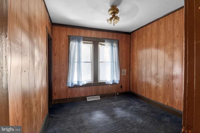422 IRELAND AVE, Millville, NJ 08332